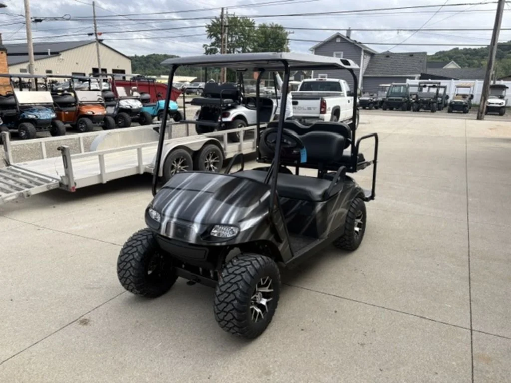 2021 E-Z-GO TXT photo 1