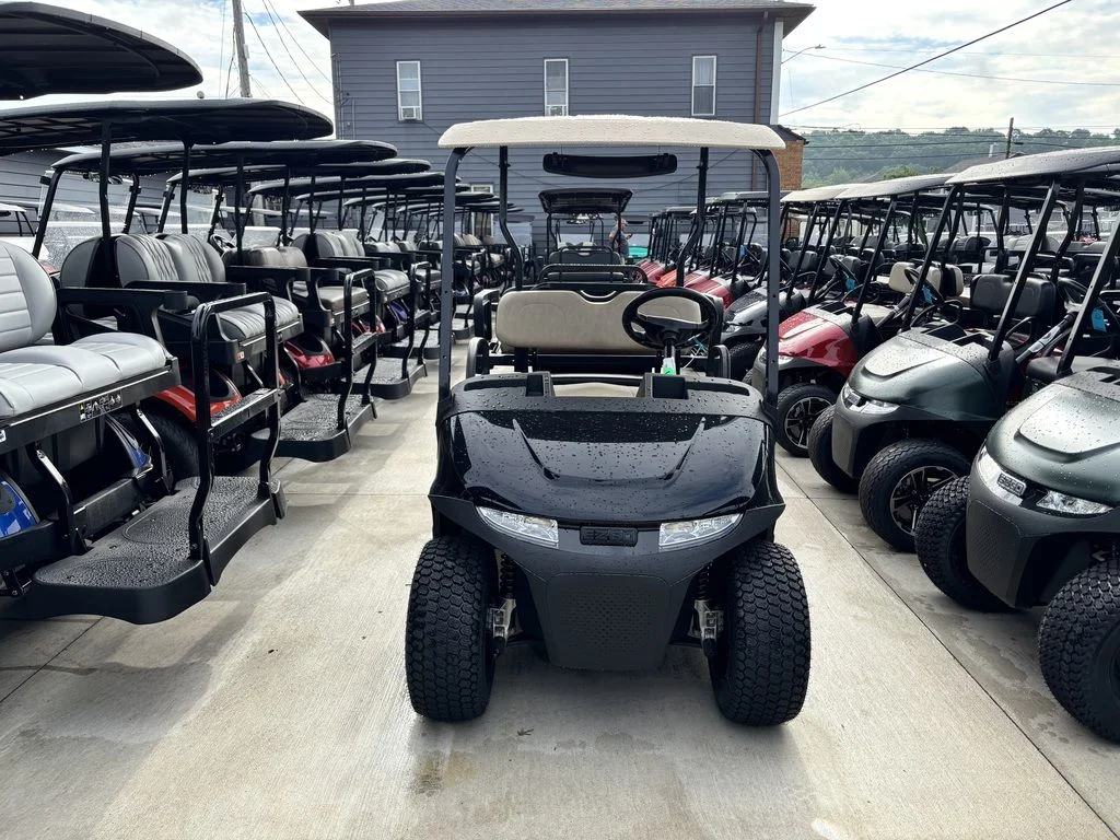 2025 E-Z-GO Valor thumb 3