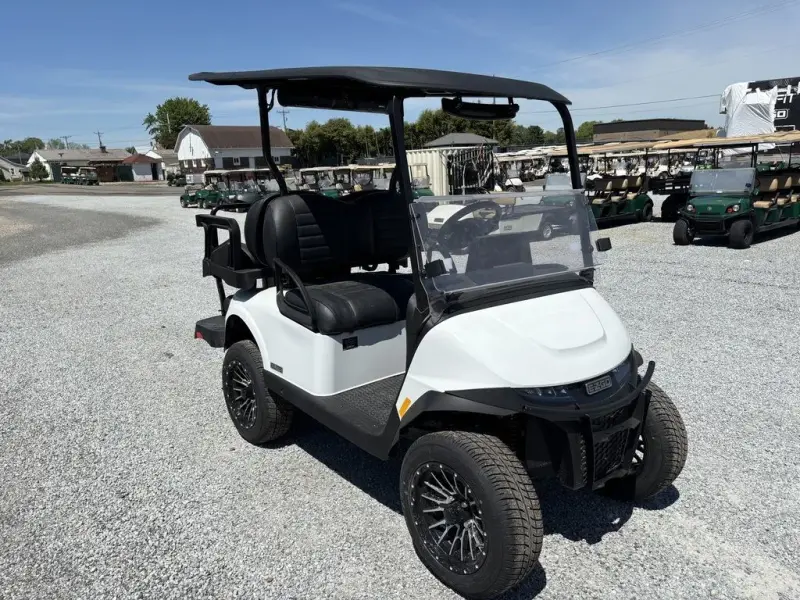2026 E-Z-GO RXV ELiTE Lithium thumb 1