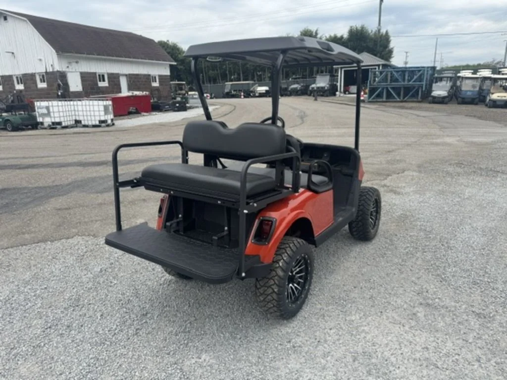 2020 E-Z-GO RXV ELiTE Lithium thumb 4