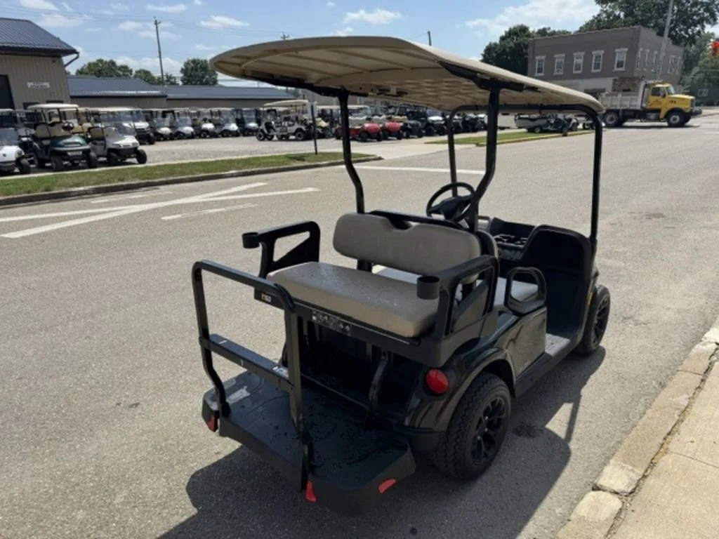 2026 E-Z-GO RXV 4 Valor S + EX1 Sport Black thumb 4
