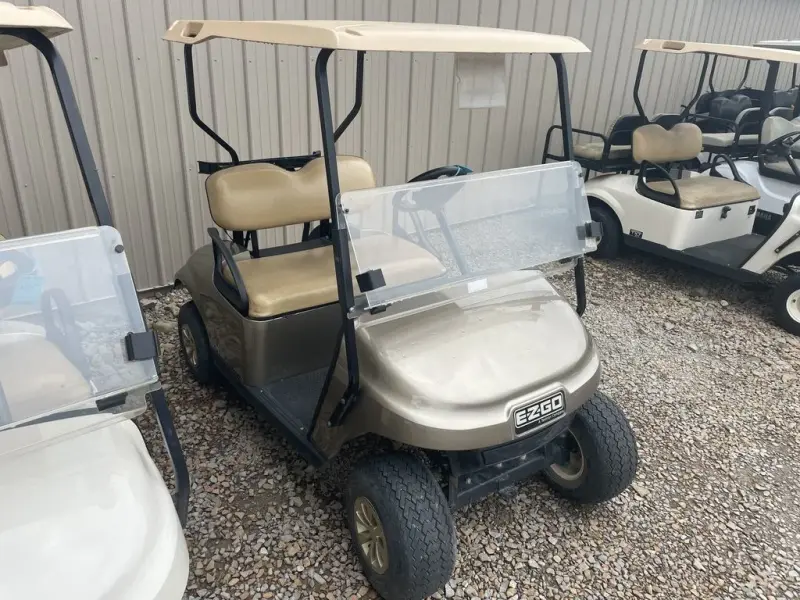2021 E-Z-GO TXT photo 1