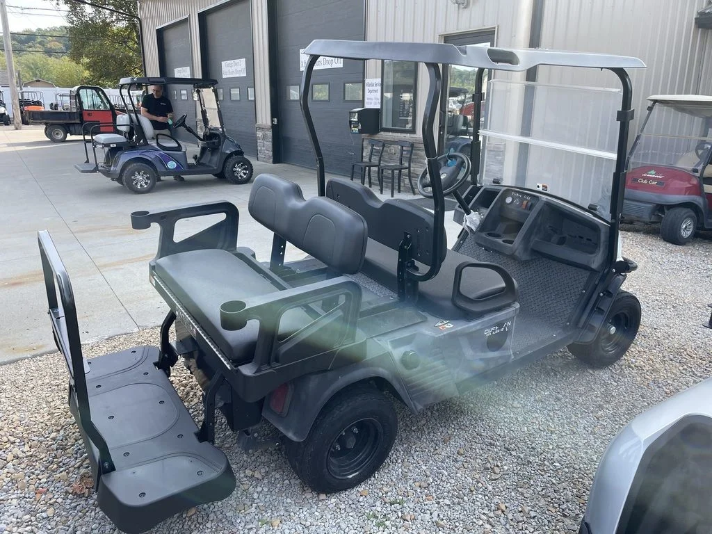 2018 Cushman Shuttle 2+2 thumb 3