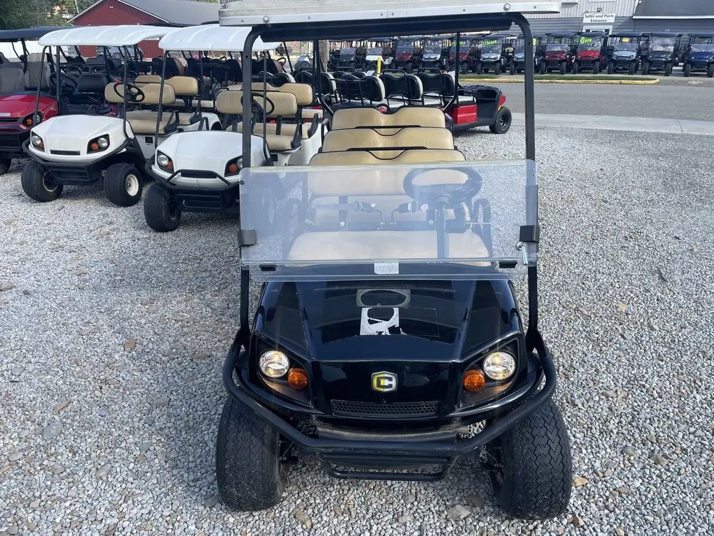 2016 Cushman Shuttle 8 thumb 3
