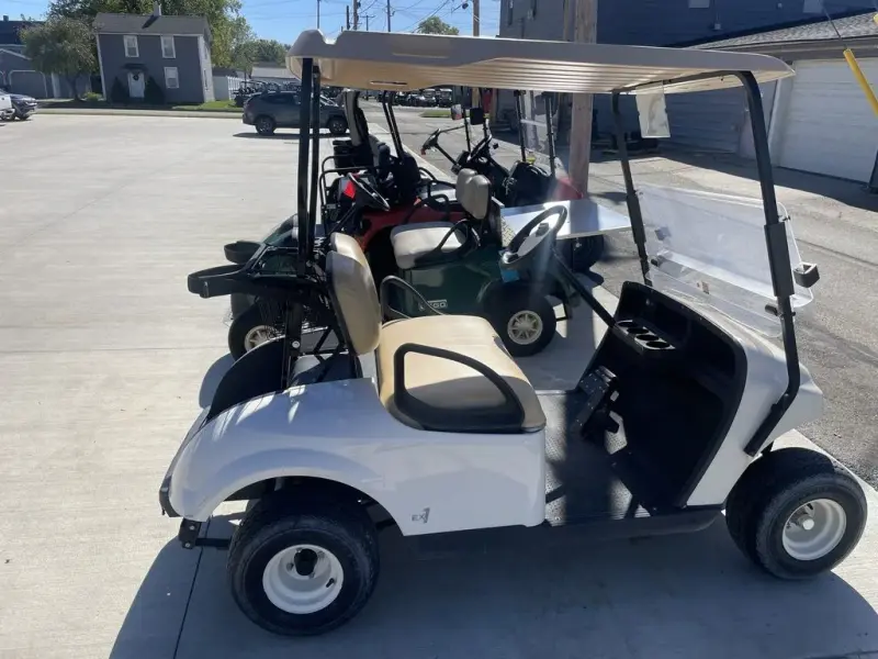 2020 E-Z-GO TXT thumb 3