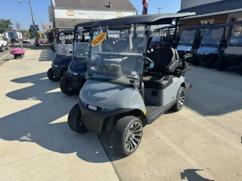 2026 E-Z-GO RXV ELiTE Lithium thumb 1