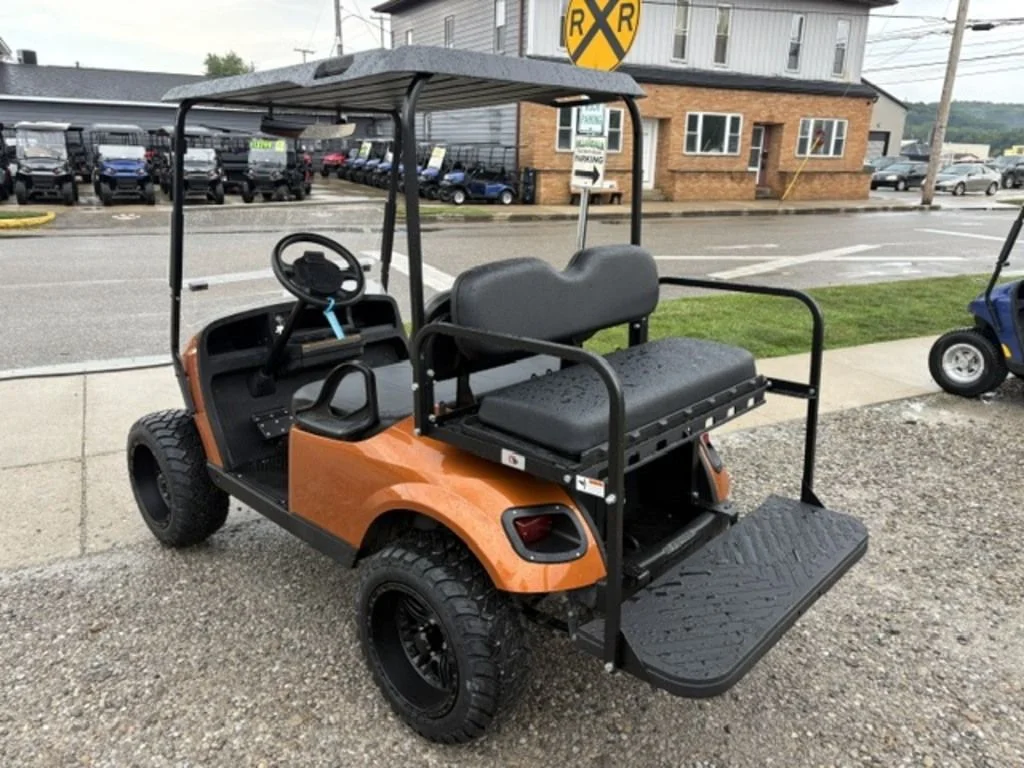 2017 E-Z-GO TXT thumb 4