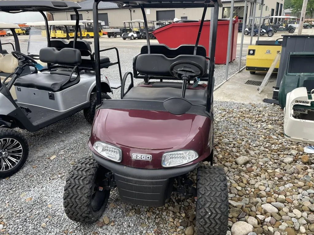 2018 E-Z-GO RXV ELiTE Lithium thumb 4
