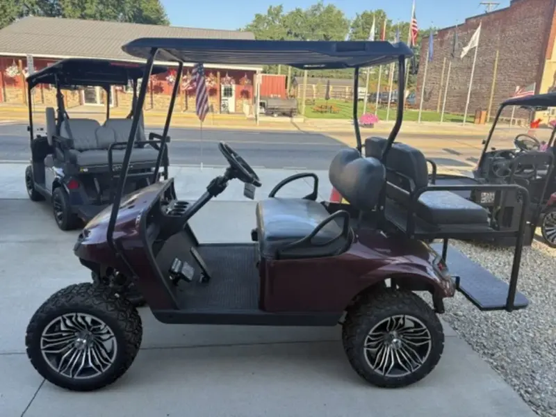 2018 E-Z-GO TXT thumb 2