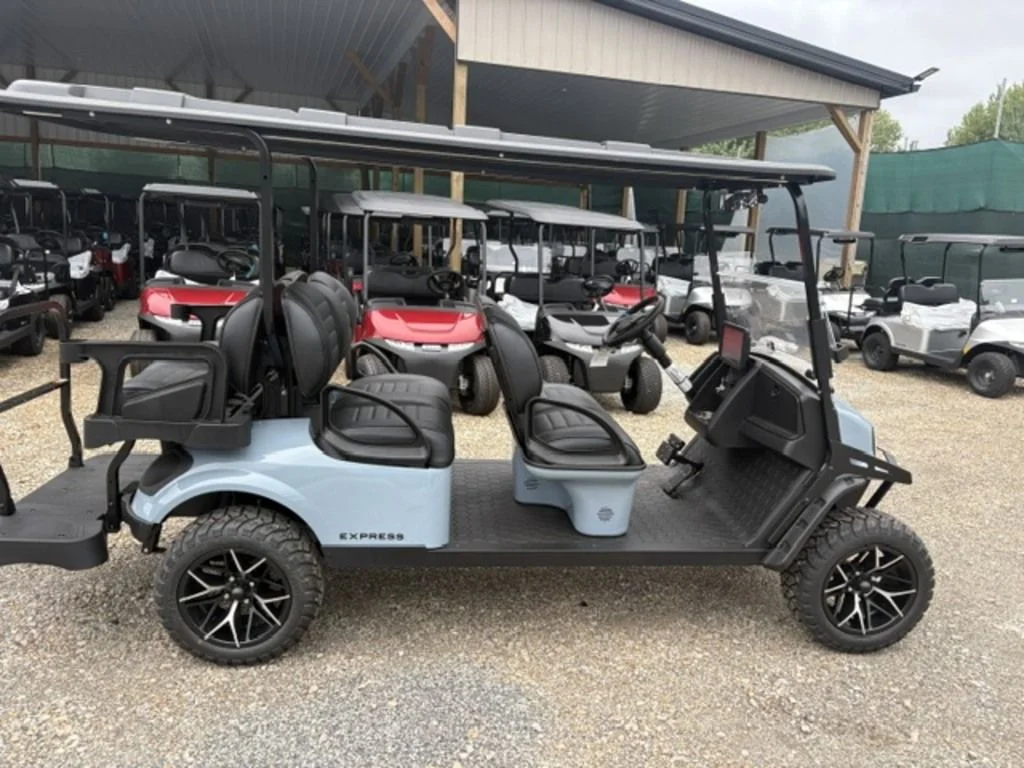 2027 E-Z-GO Express thumb 2