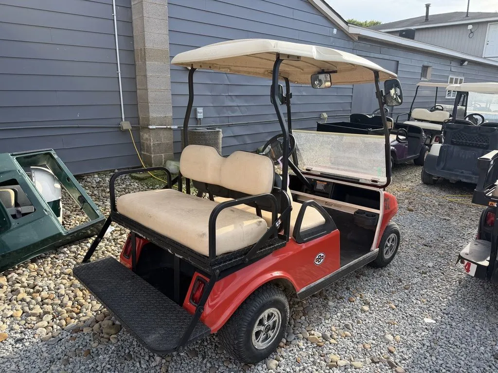 2011 Club Car DS thumb 3