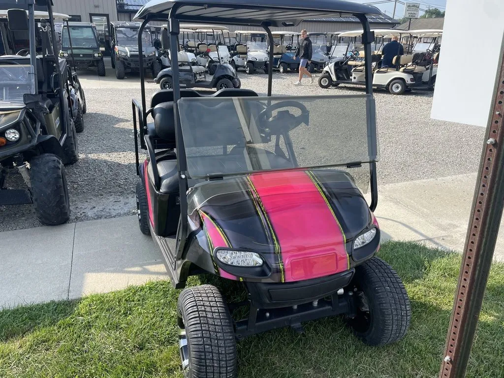 2019 E-Z-GO TXT thumb 4
