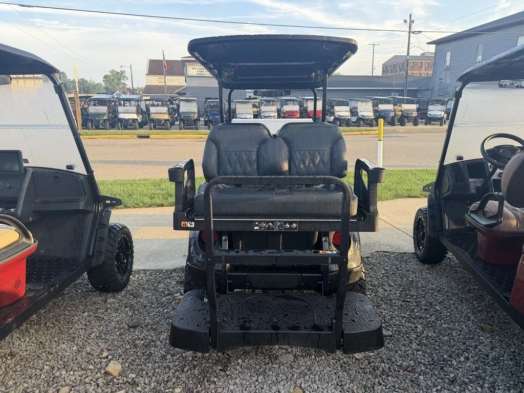 2026 E-Z-GO Express thumb 4