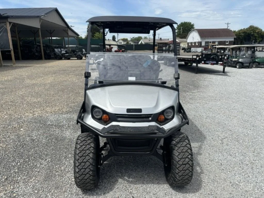 2026 E-Z-GO Express ELiTE Lithium thumb 3