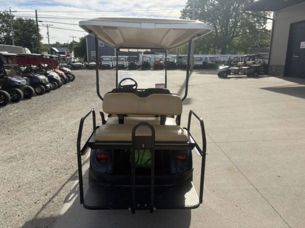 2021 Cushman Shuttle 6 thumb 3