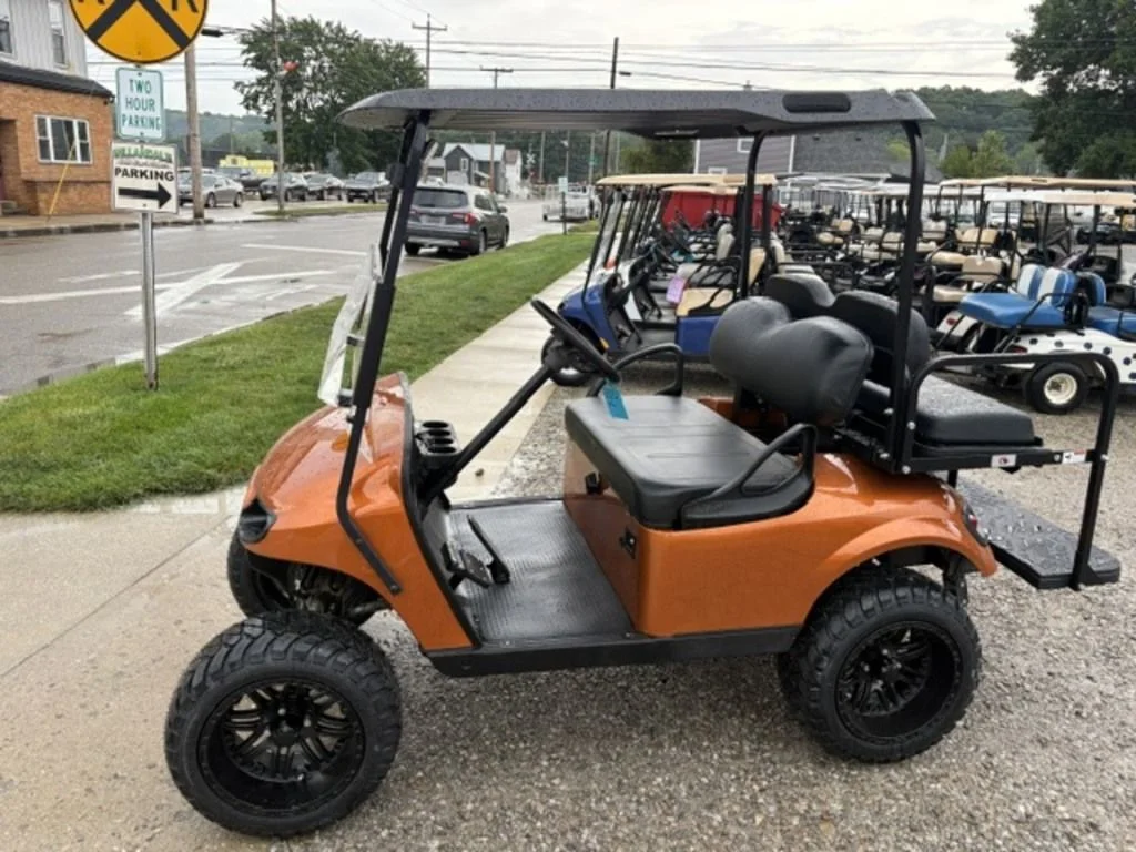 2017 E-Z-GO TXT thumb 3