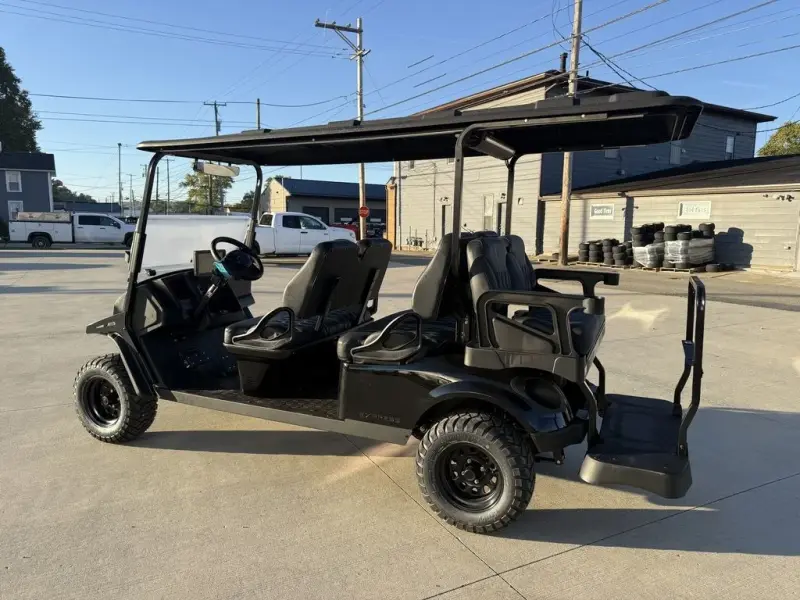 2027 E-Z-GO Express thumb 2