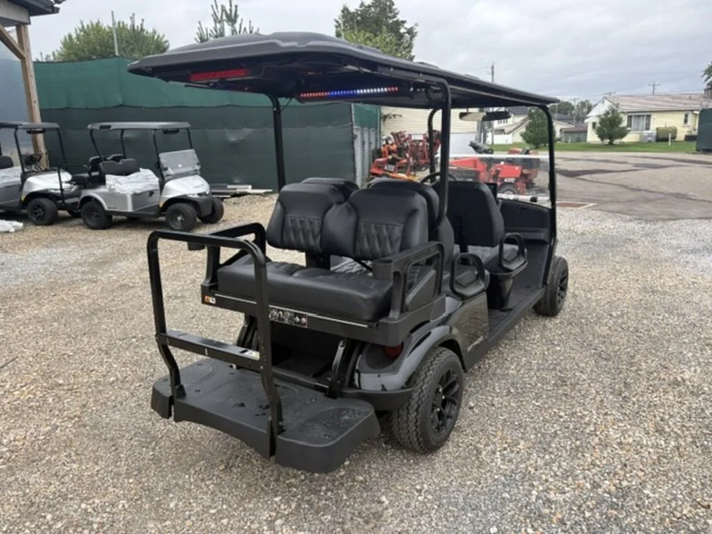 2027 E-Z-GO Express thumb 3