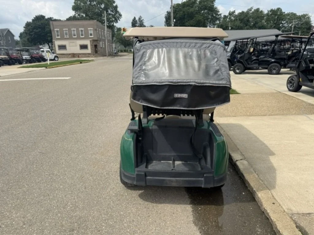 2021 E-Z-GO RXV ELiTE Lithium thumb 3