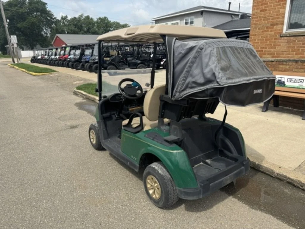 2021 E-Z-GO RXV ELiTE Lithium thumb 2