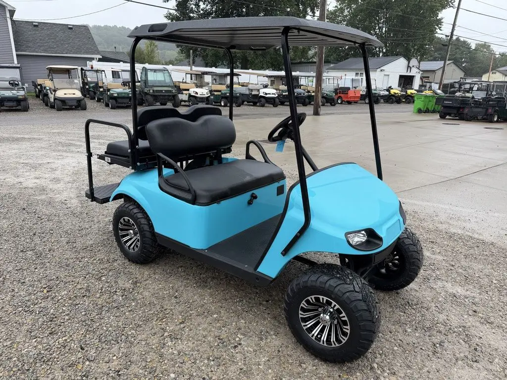 2021 E-Z-GO TXT thumb 2