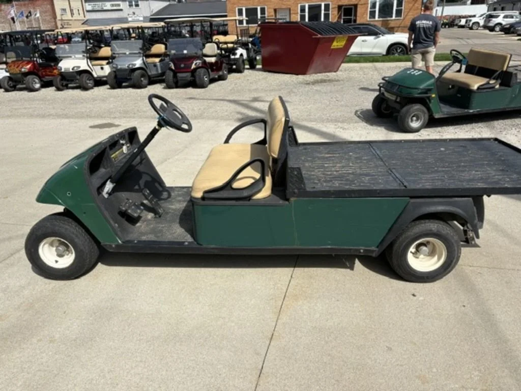 2010 Cushman Shuttle 2 Gas thumb 2