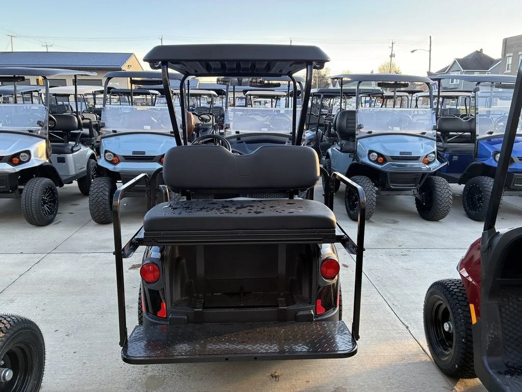 2026 E-Z-GO RXV Valor S 48V Black thumb 4