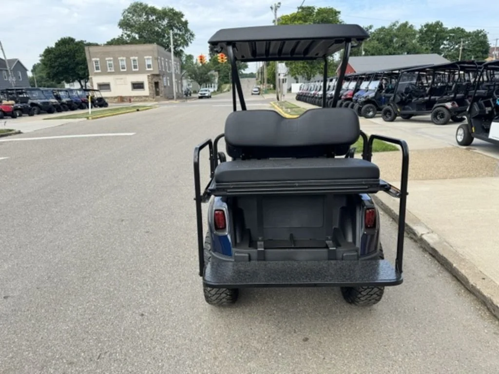 2020 E-Z-GO RXV ELiTE Lithium thumb 3