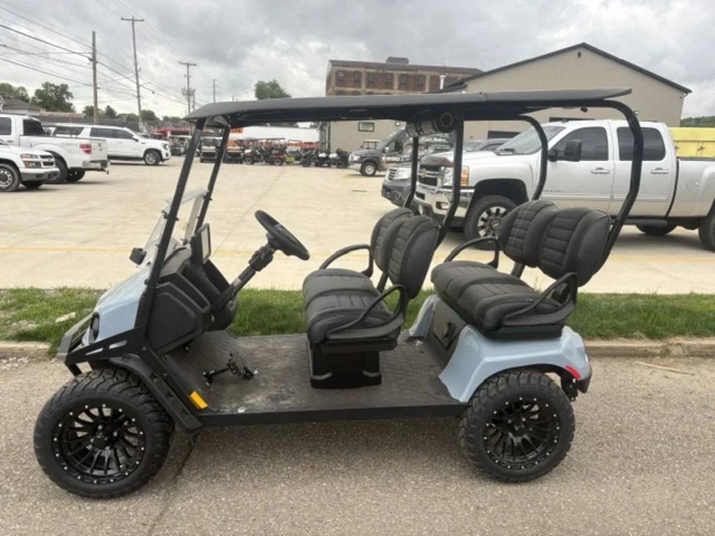 2026 E-Z-GO Liberty ELiTE Lithium thumb 2