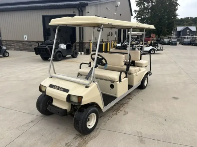 2008 Club Car Villager photo 1