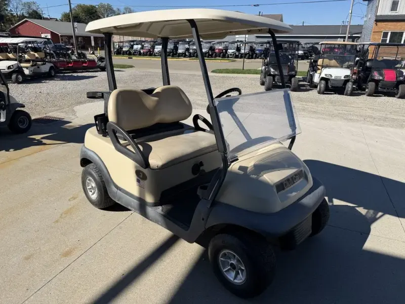 2004 Club Car Precedent thumb 2