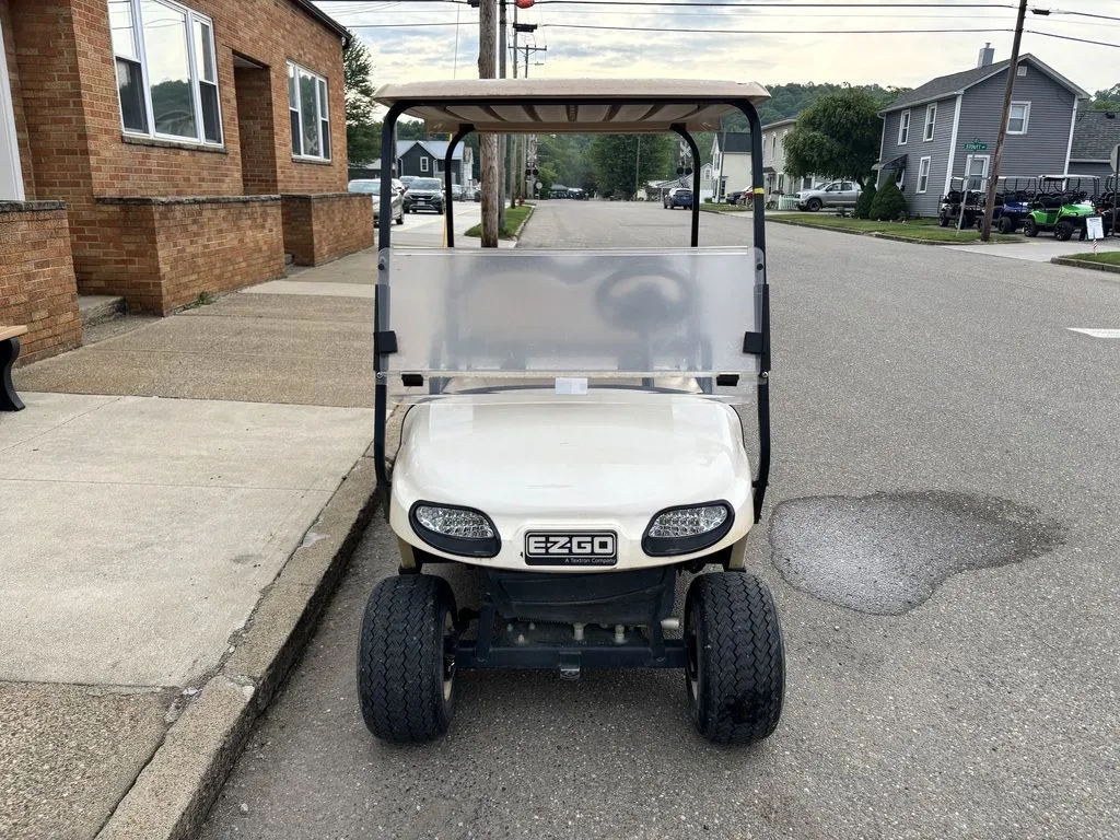 2020 E-Z-GO TXT thumb 3