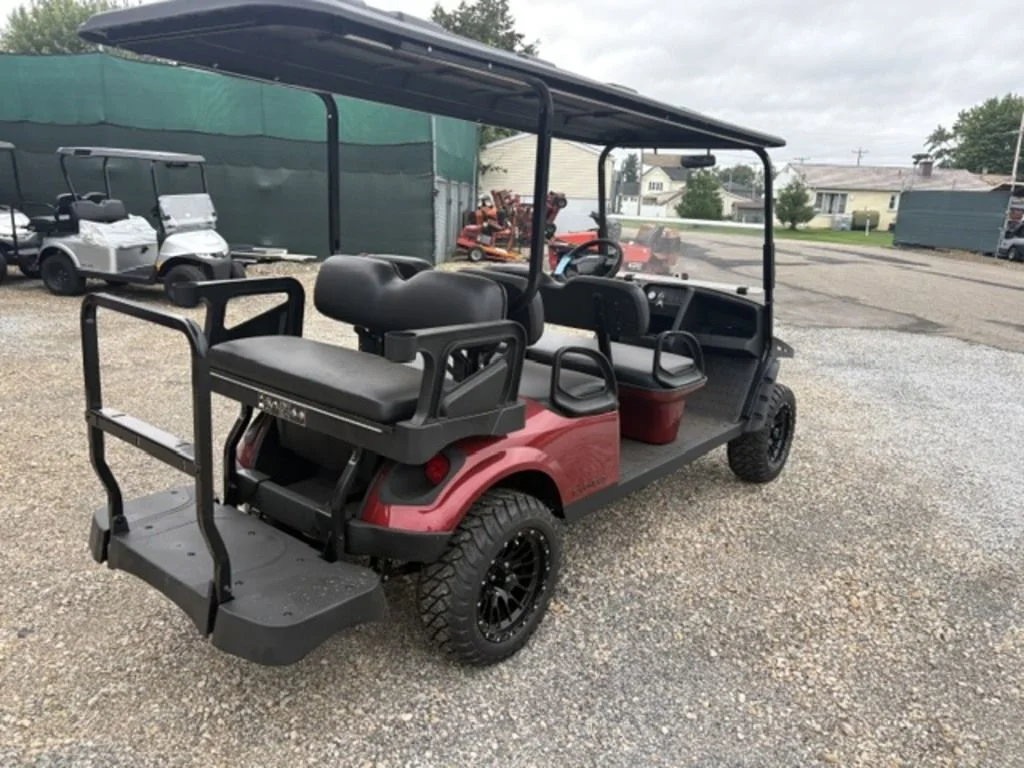2027 E-Z-GO Express thumb 3