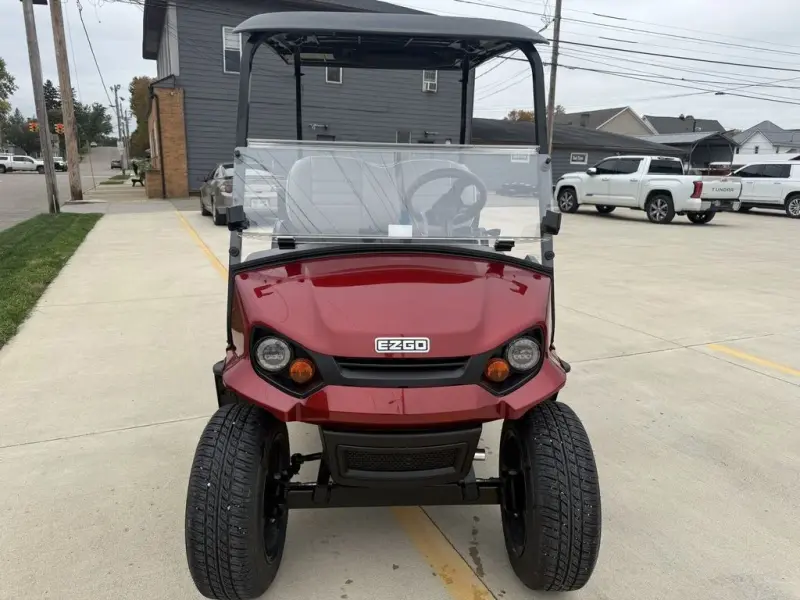 2025 E-Z-GO Express thumb 2