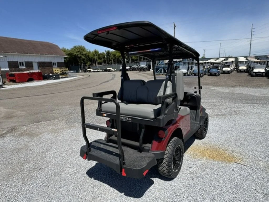 2026 E-Z-GO RXV ELiTE Lithium thumb 4