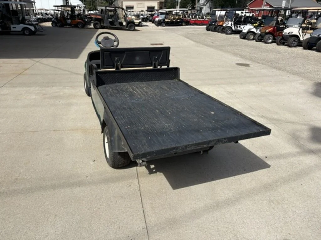 2010 Cushman Shuttle 2 Gas thumb 3