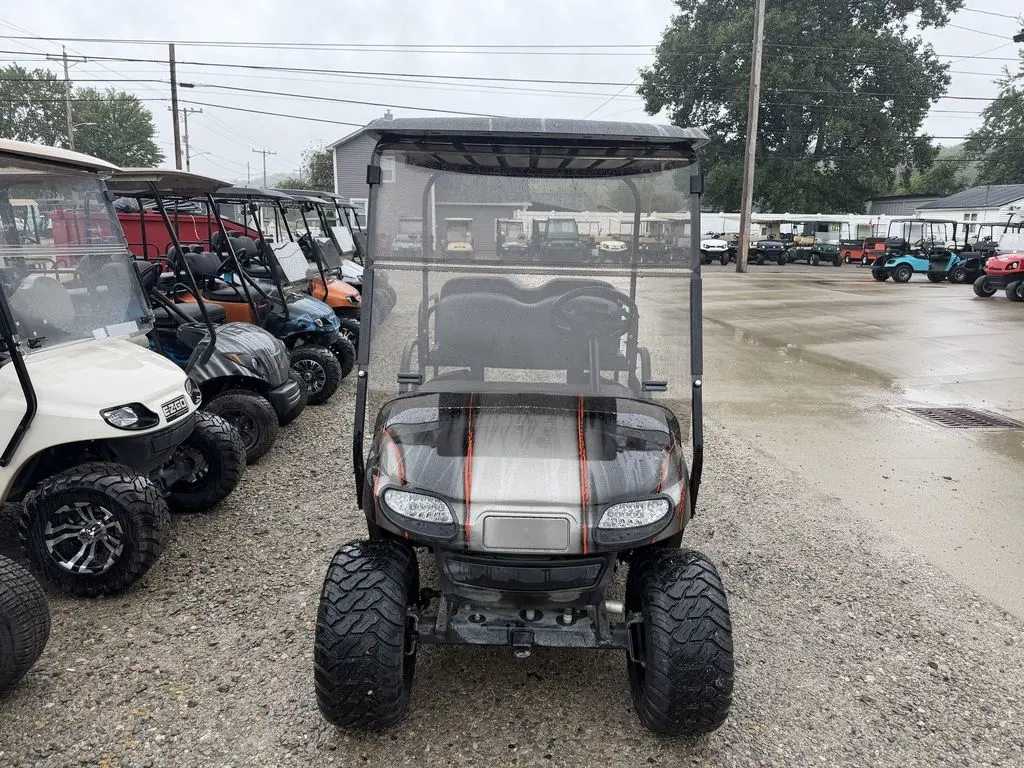 2021 E-Z-GO TXT photo 1