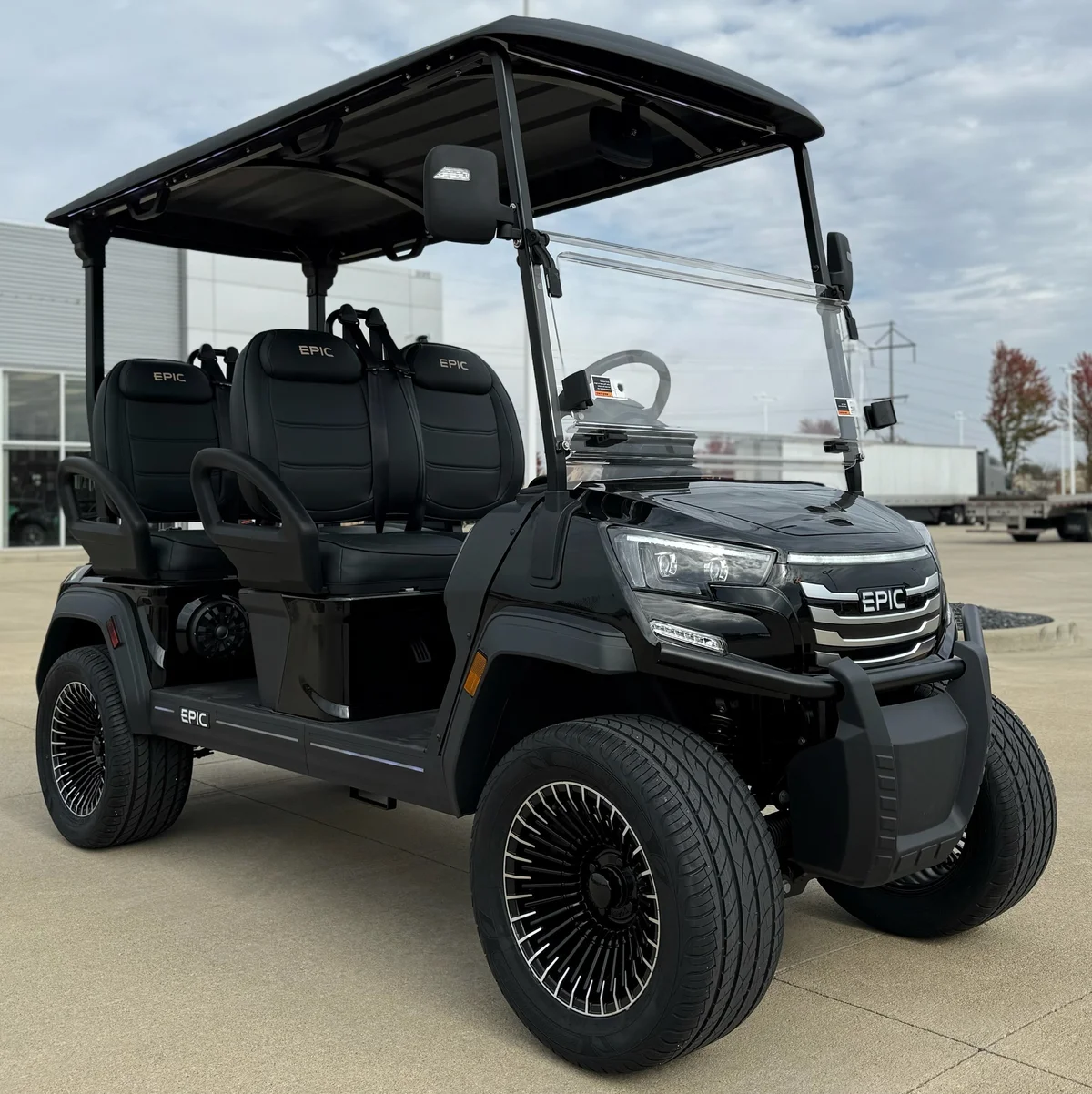 2026 Epic Carts E40FX photo 1