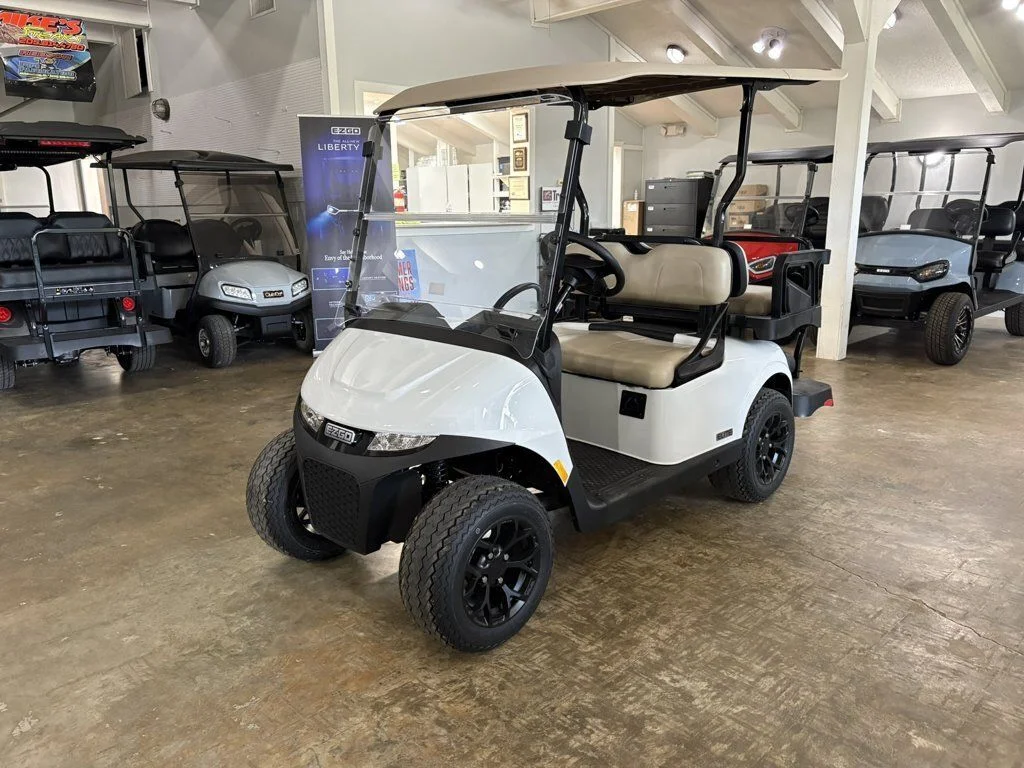 2026 E-Z-GO RXV ELiTE Lithium thumb 4