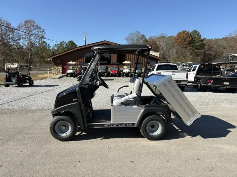 2026 Club Car Carryall thumb 3
