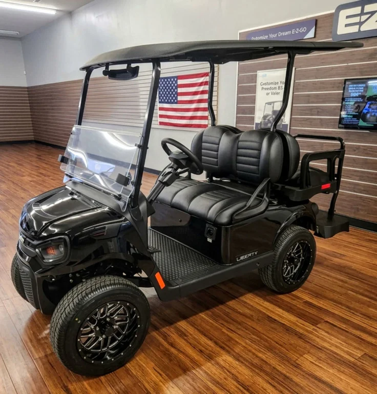 2027 E-Z-GO Liberty thumb 4