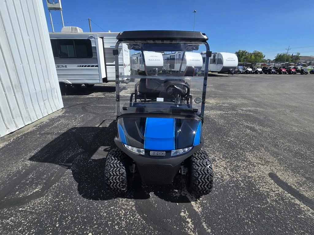 2027 E-Z-GO RXV 2 Valor S 13.5 Gas Black thumb 2
