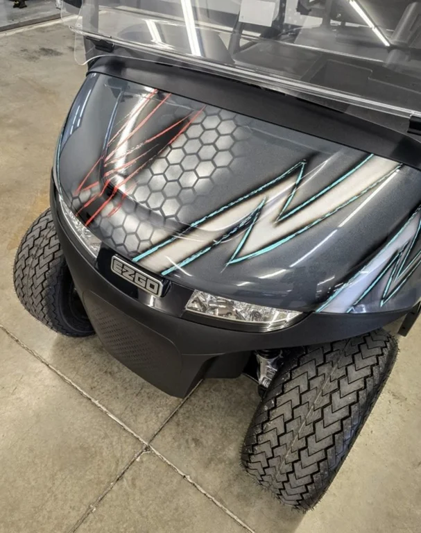 2027 E-Z-GO RXV 2 Valor S + 13.5 Gas Platinum thumb 3