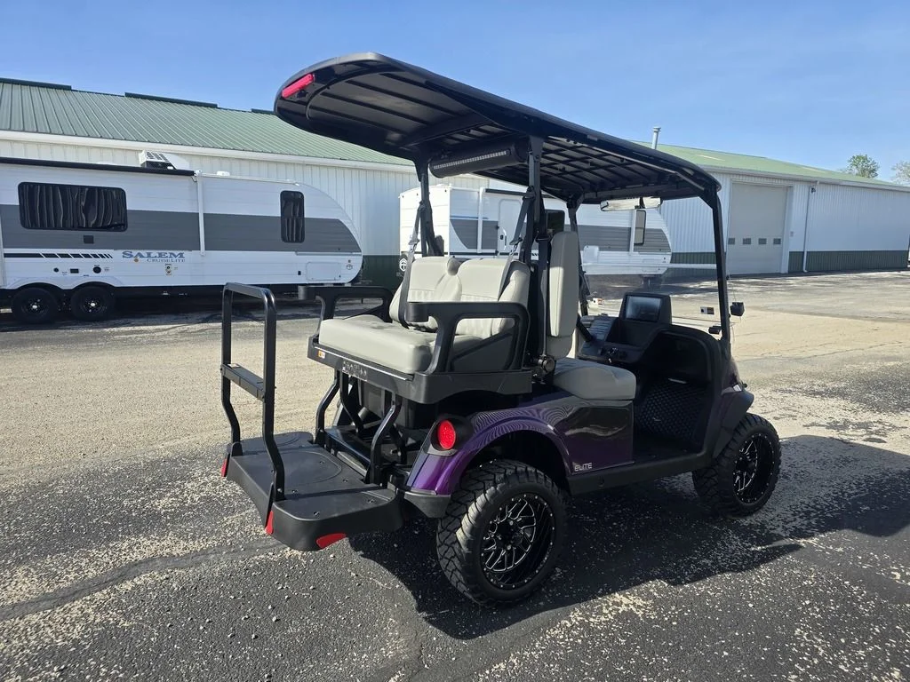 2026 E-Z-GO RXV ELiTE Lithium thumb 4