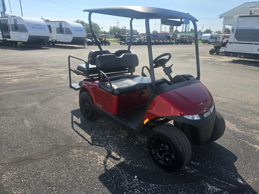 2027 E-Z-GO RXV 2 Valor S + 13.5 Gas Inferno Red thumb 3