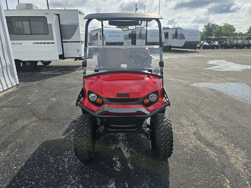 2026 E-Z-GO Express thumb 2