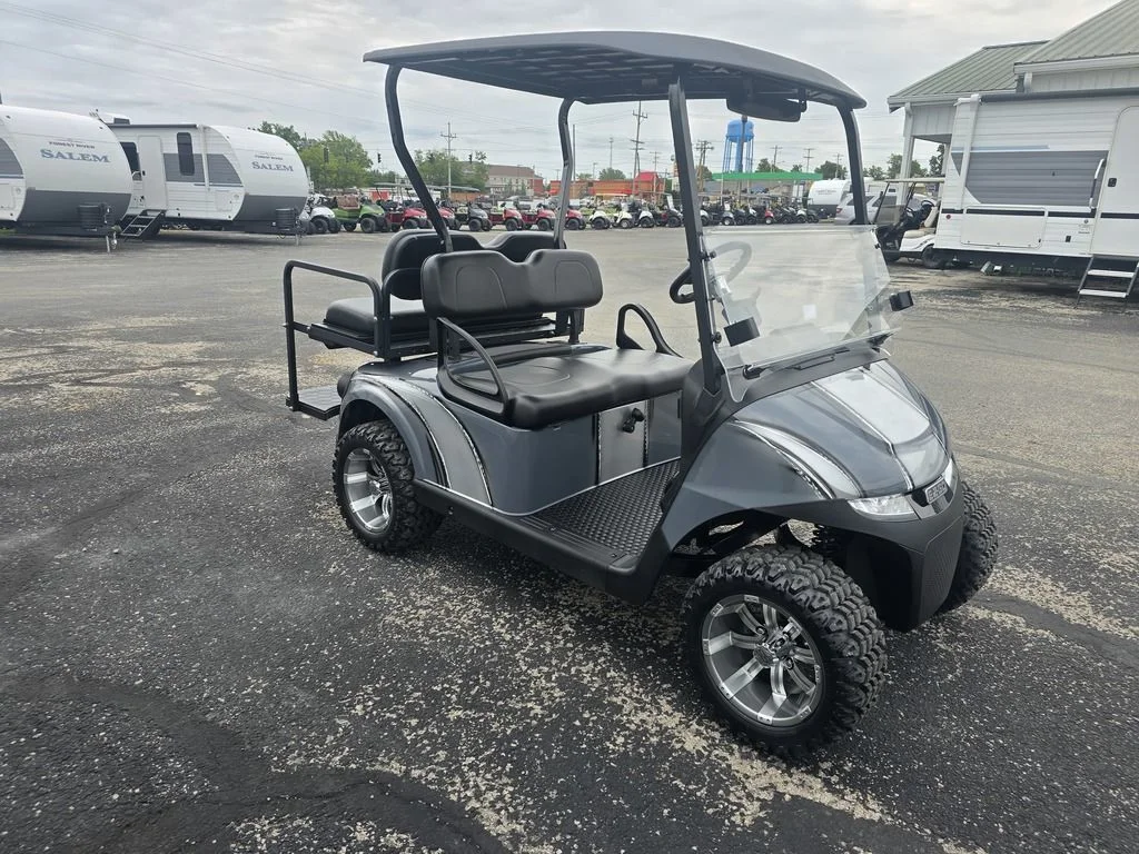 2027 E-Z-GO RXV 4 Valor S + 13.5 Gas Custom thumb 3