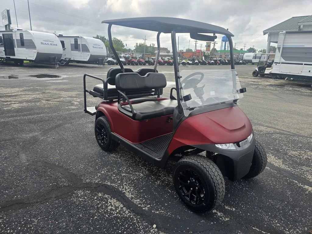 2027 E-Z-GO RXV 4 Valor S + 13.5 Gas Matte Red thumb 3