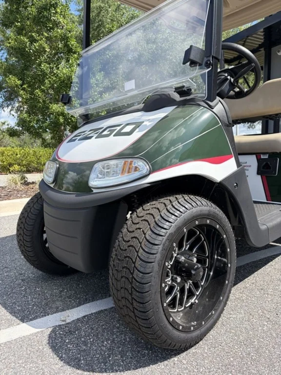 2020 E-Z-GO RXV ELiTE Lithium thumb 4