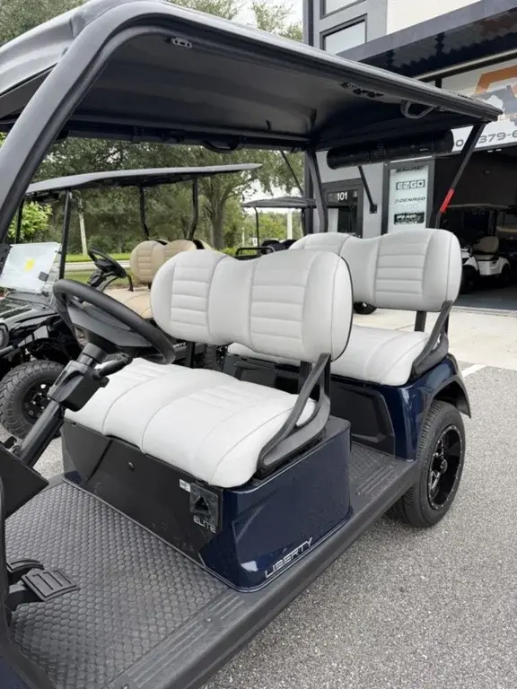 2027 E-Z-GO Liberty thumb 2